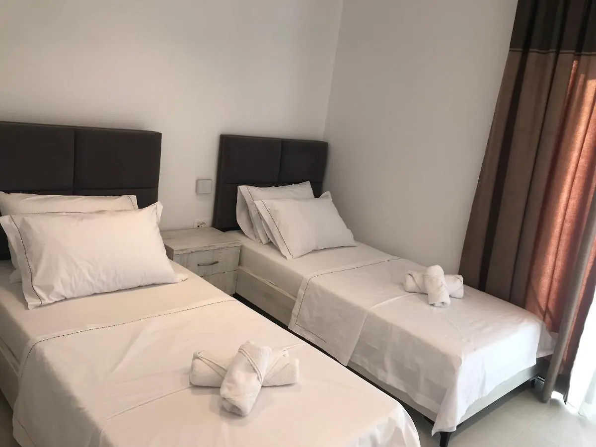 Saranda Lux Apartments  Sarandë
